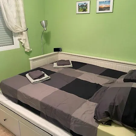 Stunning Two Bedroom, One Bathroom In La Mata, 또레비에하