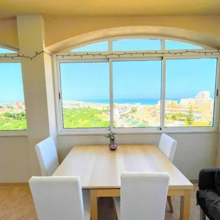 Apartment Stunning Two Bedroom, One Bathroom In La Mata,