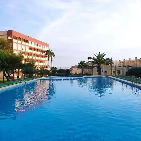 Stunning Two Bedroom, One Bathroom In La Mata, Apartment